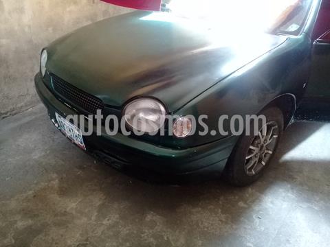 Toyota Corolla GLi 1.8L Aut usado (2000) color Verde Oceano precio BoF2.650