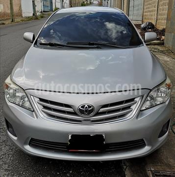 foto Toyota Corolla XEi 1.8L Aut usado (2013) color Plata precio u$s10.000