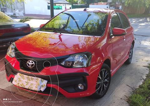 foto Toyota Etios Hatchback XLS usado (2018) color Rojo precio $2.750.000