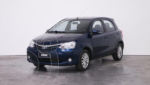 foto Toyota Etios Hatchback XLS usado (2016) color Azul Catalina precio $1.640.000