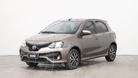 foto Toyota Etios Hatchback XLS usado (2018) color Blanco precio $1.680.000