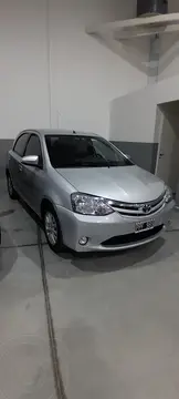 Toyota Etios Hatchback XLS usado (2016) color Gris Plata  precio $16.000.000
