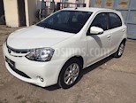 foto Toyota Etios Hatchback XLS 2016/17 usado (2016) color Blanco precio $630.000