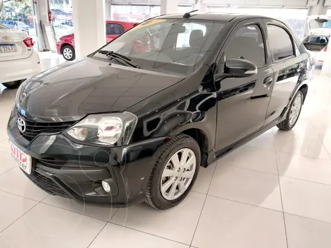 Toyota Etios Sedan XLS Aut usado (2018) color Negro precio $8.040.000