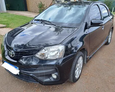 Toyota Etios Sedan XLS usado (2018) color Negro precio $4.020.000