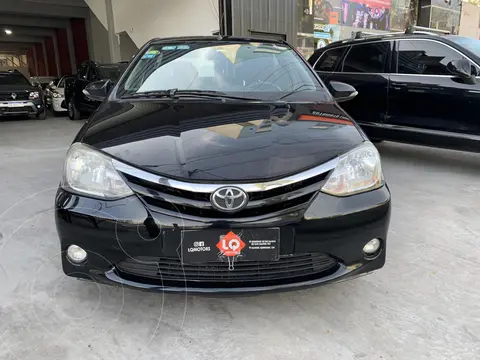 Toyota Etios Sedan XLS usado (2015) color Negro precio $3.990.000