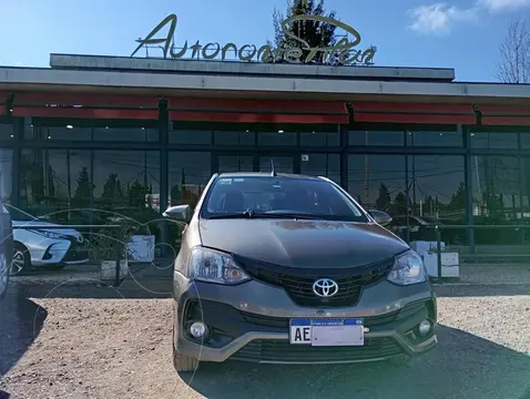 Toyota Etios Sedan XLS usado (2020) color Gris precio $19.500.000
