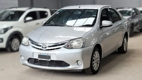 Toyota Etios Sedan XLS usado (2015) color Gris precio $14.199.000