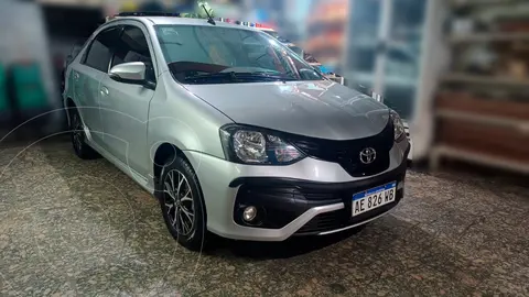 Toyota Etios Sedan XLS Aut usado (2021) color Gris Plata  precio u$s16.000