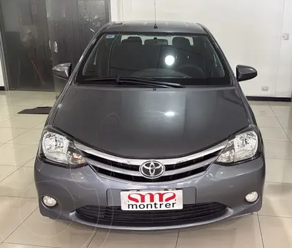 Toyota Etios Sedan XLS usado (2013) color Gris Oscuro precio $15.000.000