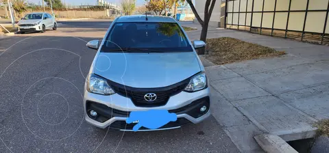 Toyota Etios Sedan XLS usado (2021) color Gris precio $24.000.000