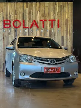 Toyota Etios Sedan XLS 2015/2016 usado (2016) color Plata precio $17.000.000