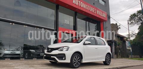 foto Toyota Etios Sedán XLS usado (2021) color Blanco precio $1.730.000