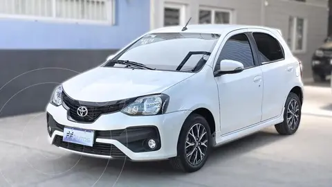 Toyota Etios Sedan XLS usado (2018) color Blanco precio $21.899.000