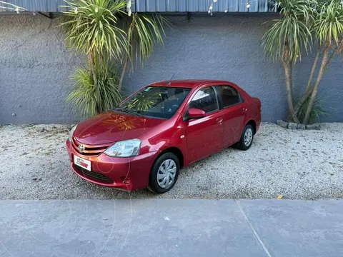 Toyota Etios Sedan XS 2015/2016 usado (2016) color Bord precio $15.100.000