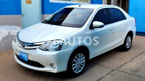 Toyota Etios Sedan XLS usado (2015) color Blanco precio $4.499.000