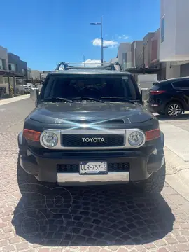 Toyota FJ Cruiser Premium usado (2008) color Negro precio $255,000