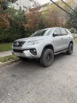 Toyota Fortuner  2.8L SR5 TDi 4x4 Aut usado (2020) color Gris precio $25.990.000