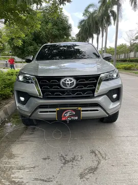 Toyota Fortuner 2.7L SRV usado (2022) color Gris Metalico precio $179.900.000