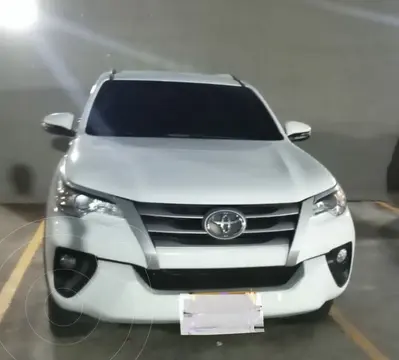 Toyota Fortuner 2.7L SRV Street Aut usado (2019) color Blanco precio $165.000.000