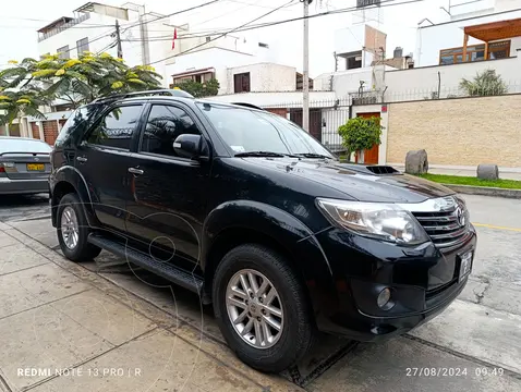 Toyota Fortuner TD 3.0L 4x4 Aut usado (2015) color Negro precio u$s27,000