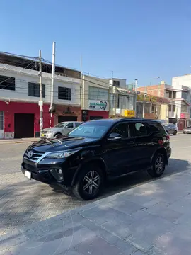 Toyota Fortuner 2.8L Adventure 4x4 MT usado (2017) color Negro precio u$s31,900