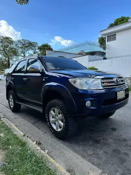 Toyota Fortuner 4.0L Aut 4x2 usado (2010) color Azul precio u$s23.500
