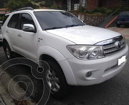 foto Toyota Fortuner 4.0L Aut 4x4 usado (2008) color Blanco Nieve precio u$s11.000