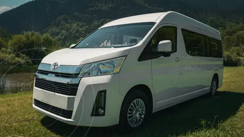 Toyota Hiace Commuter 2.8 TDI Aut 14 pas nuevo color Gris financiado en cuotas(anticipo $28.000.000 cuotas desde $561.000)