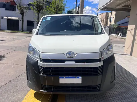 Toyota Hiace L2H2 2.8 TDI Aut usado (2024) color Blanco precio u$s46.000