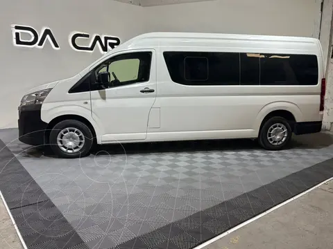 Toyota Hiace Ventana Superlarga usado (2022) color Blanco precio $569,000