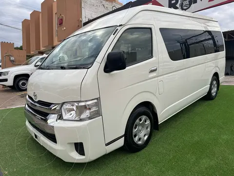 Toyota Hiace 2.7L Bus 15 Pas usado (2017) color Blanco precio $469,999