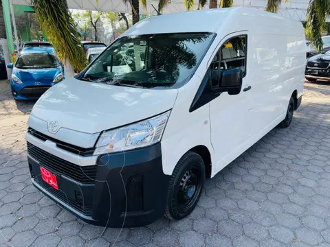 Toyota Hiace 3.5L Ventana Super Larga usado (2020) color Blanco financiado en mensualidades(enganche $150,231 mensualidades desde $13,344)