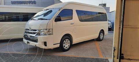 Toyota Hiace 2.7L Bus 15 Pas usado (2014) color Blanco precio $265,000