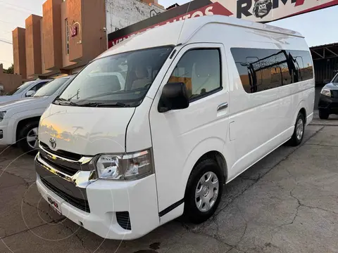 Toyota Hiace 2.7L Bus 15 Pas usado (2015) color Blanco precio $419,999