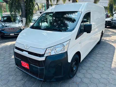 Toyota Hiace Ventana Superlarga usado (2022) color Blanco financiado en mensualidades(enganche $160,444 mensualidades desde $14,251)