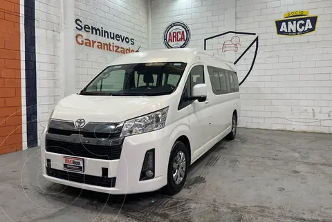 Toyota Hiace 12 Pasajeros usado (2022) color Blanco precio $559,000