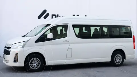 Toyota Hiace 12 Pasajeros usado (2022) color Blanco precio $719,000