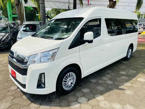 Toyota Hiace 3.5L 12 Pas usado (2020) color Blanco financiado en mensualidades(enganche $200,756 mensualidades desde $17,832)