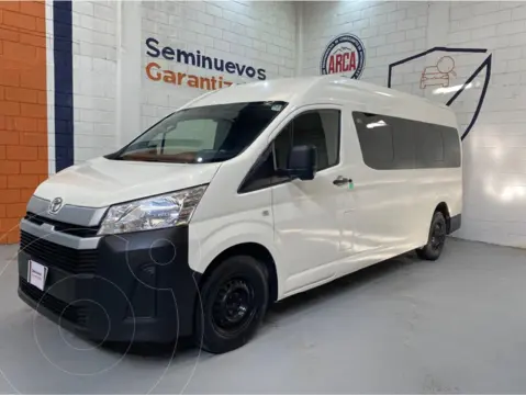 Toyota Hiace Ventana Superlarga usado (2023) color Blanco precio $489,000
