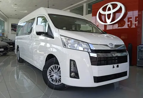 Toyota Hiace 12 Pasajeros usado (2022) color Blanco precio $655,000