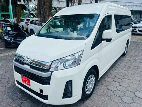 Toyota Hiace 3.5L 12 Pasajeros usado (2021) color Blanco precio $647,000