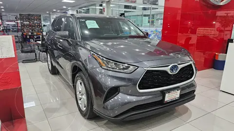 Toyota Highlander HEV LE nuevo color Gris Metalico precio $879,400