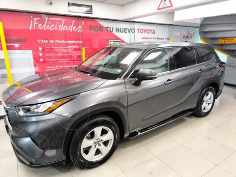 Toyota Highlander LE usado (2022) color Gris financiado en mensualidades(enganche $133,980 mensualidades desde $13,217)