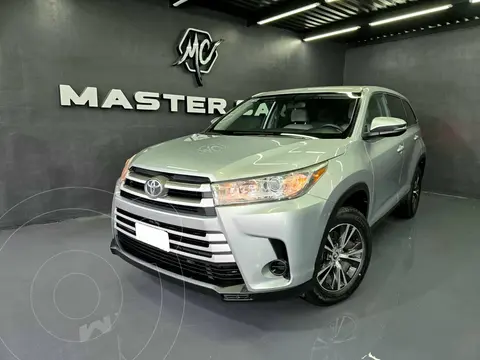 Toyota Highlander LE usado (2019) color Plata precio $449,000