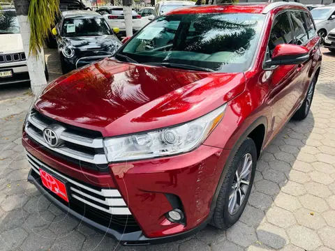 Toyota Highlander XLE usado (2019) color Rojo precio $487,000