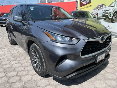 Toyota Highlander LE usado (2020) color Gris precio $490,000