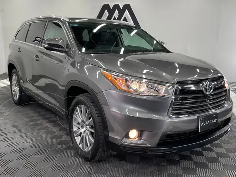 Toyota Highlander Limited usado (2016) color Gris precio $349,999