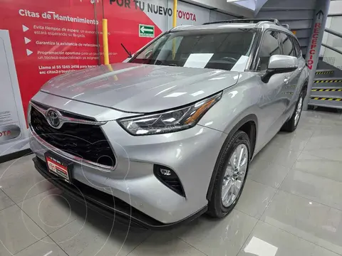 Toyota Highlander Limited Blue Ray usado (2020) color Plata precio $599,100