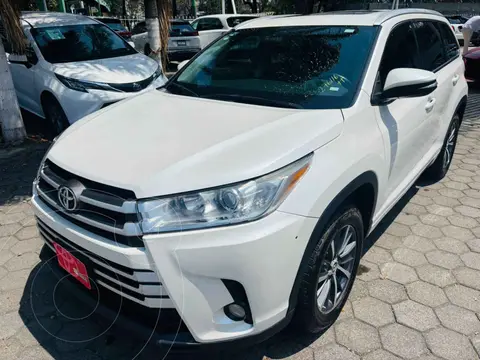 Toyota Highlander XLE usado (2018) color Blanco precio $389,000